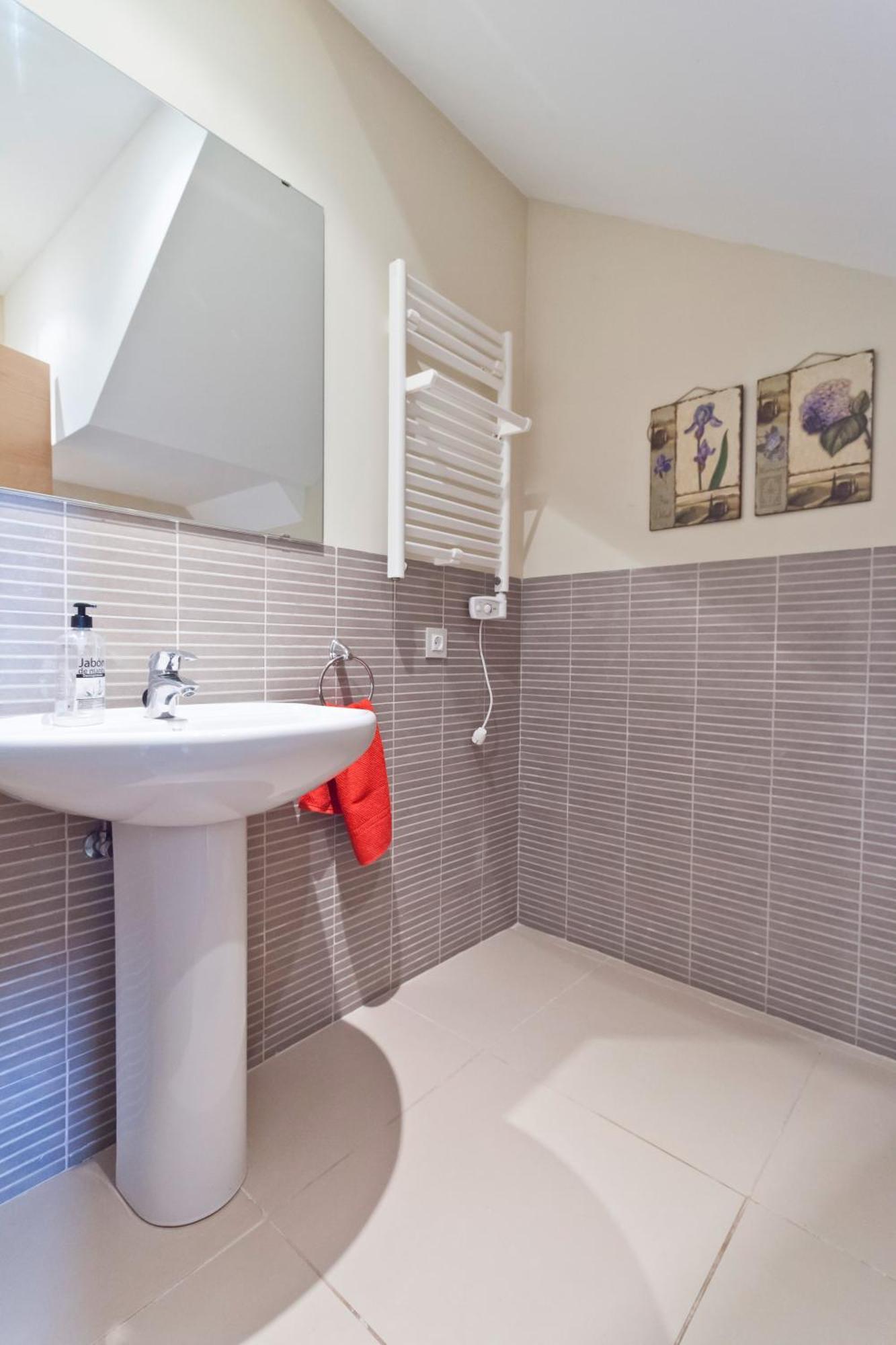Villa Astur - Moderno Con Piscina Puigderros